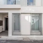 Sweet Dreams In Touristic Center Apartment